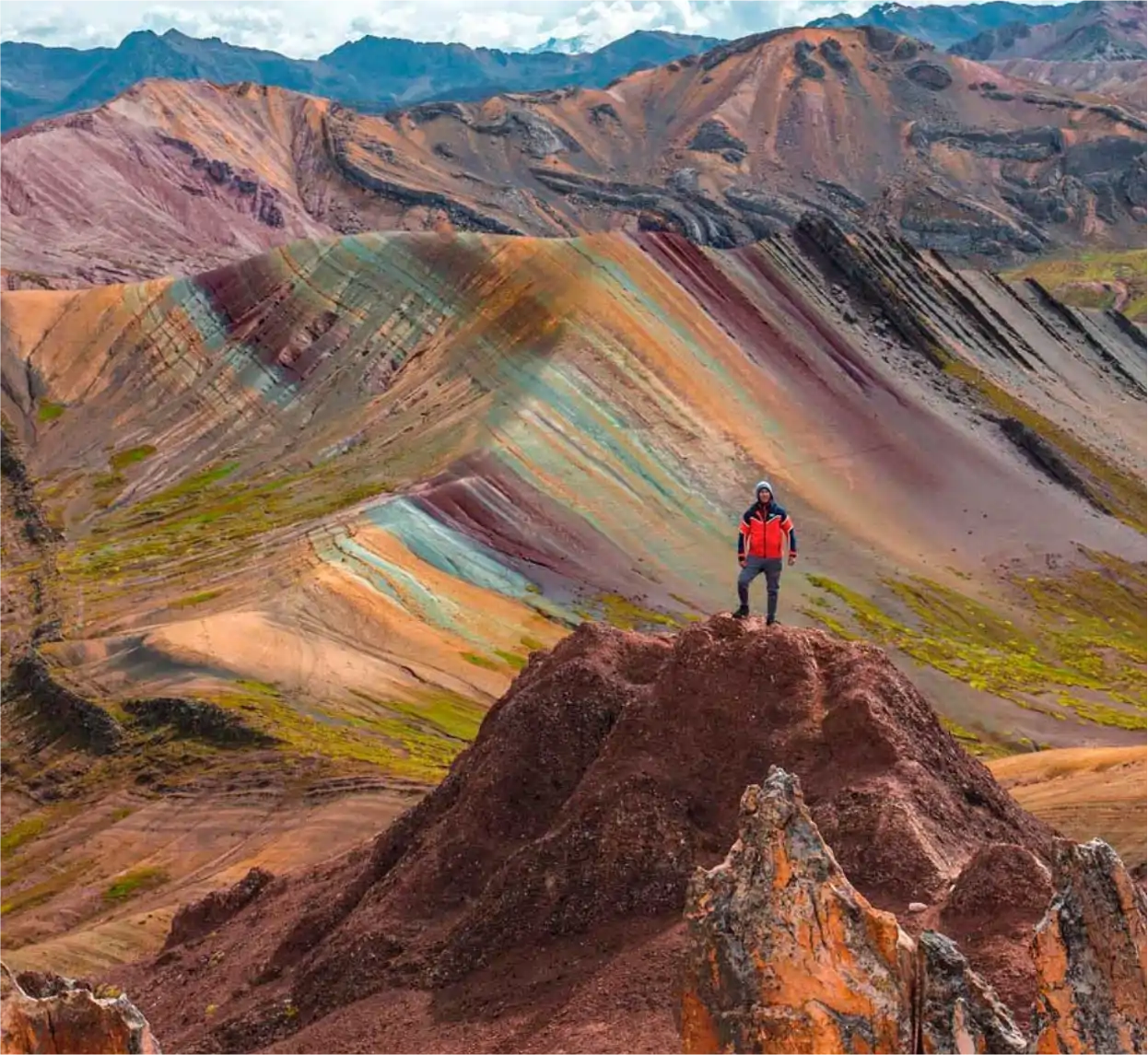 Full Day Tour to the Palcoyo Rainbow Mountain 3