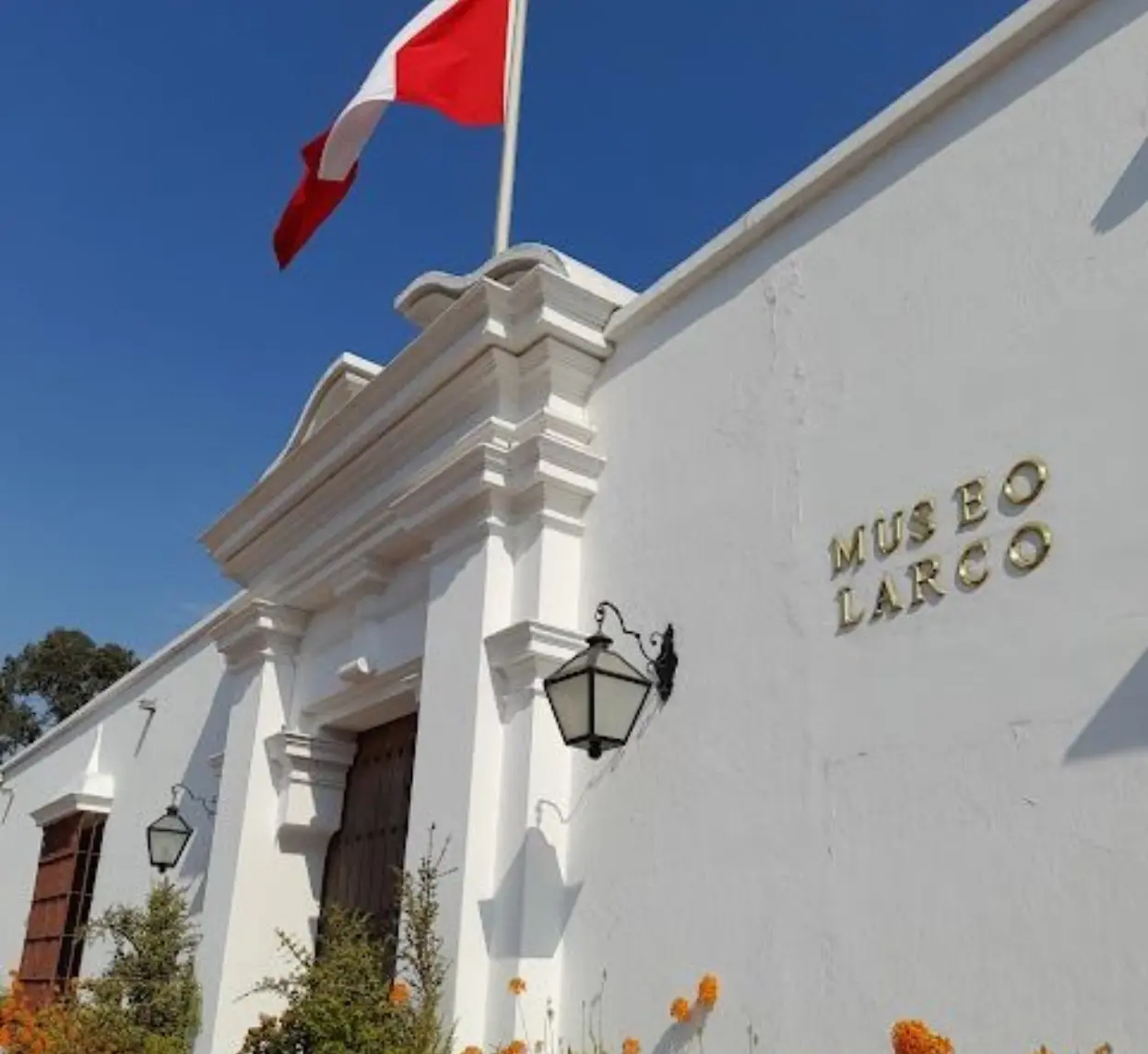Tour of the Larco Herrera Museum