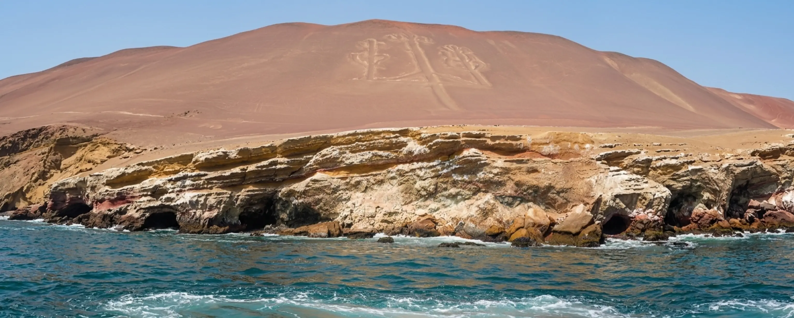 Paracas, Ballestas Islands, and Huacachina Excursion 2